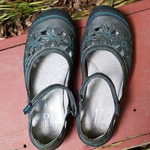 Jambu Mary Jane style, all terra design, size 8M